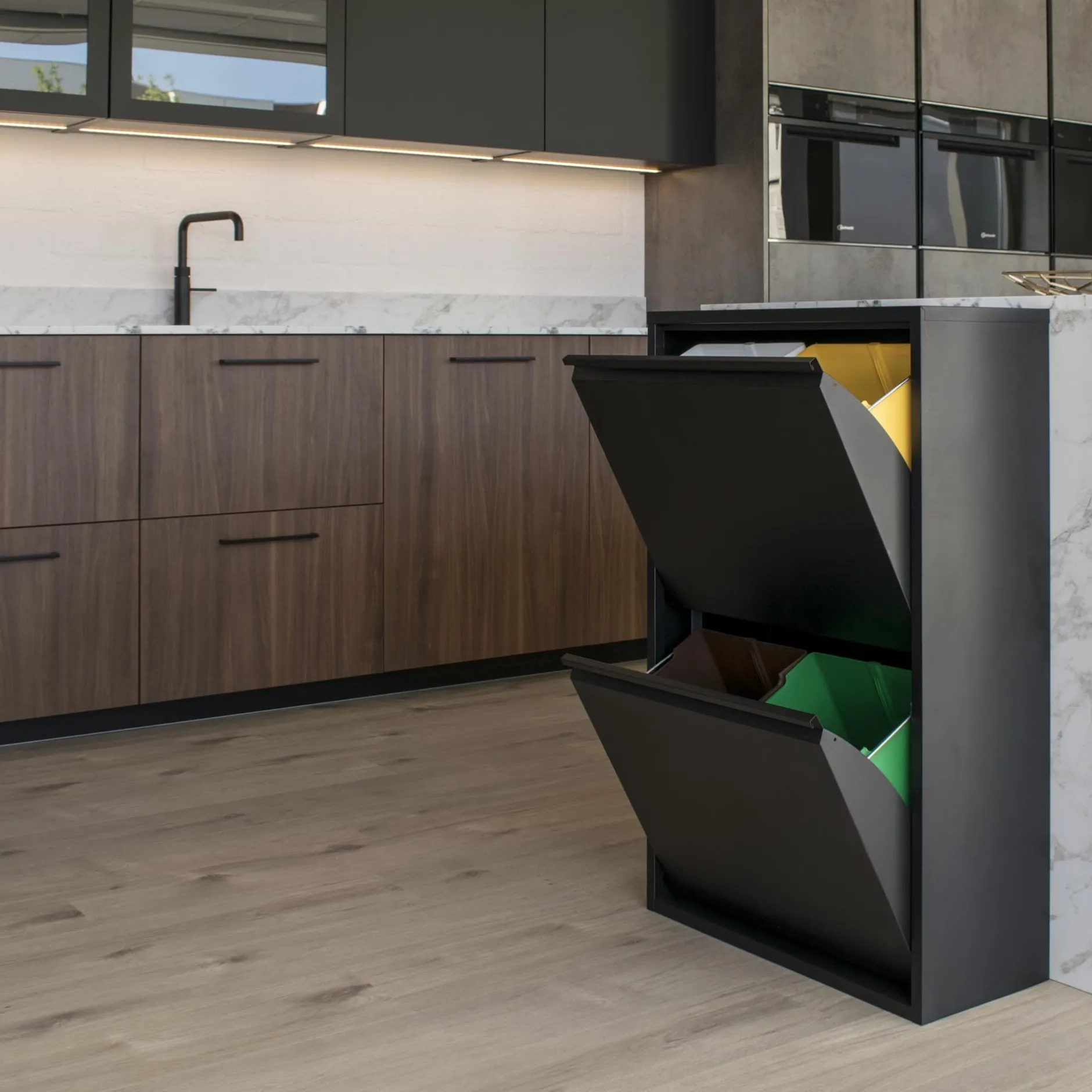 Afvalscheider Albert Zwart 4-bakken^Huisenthuis New