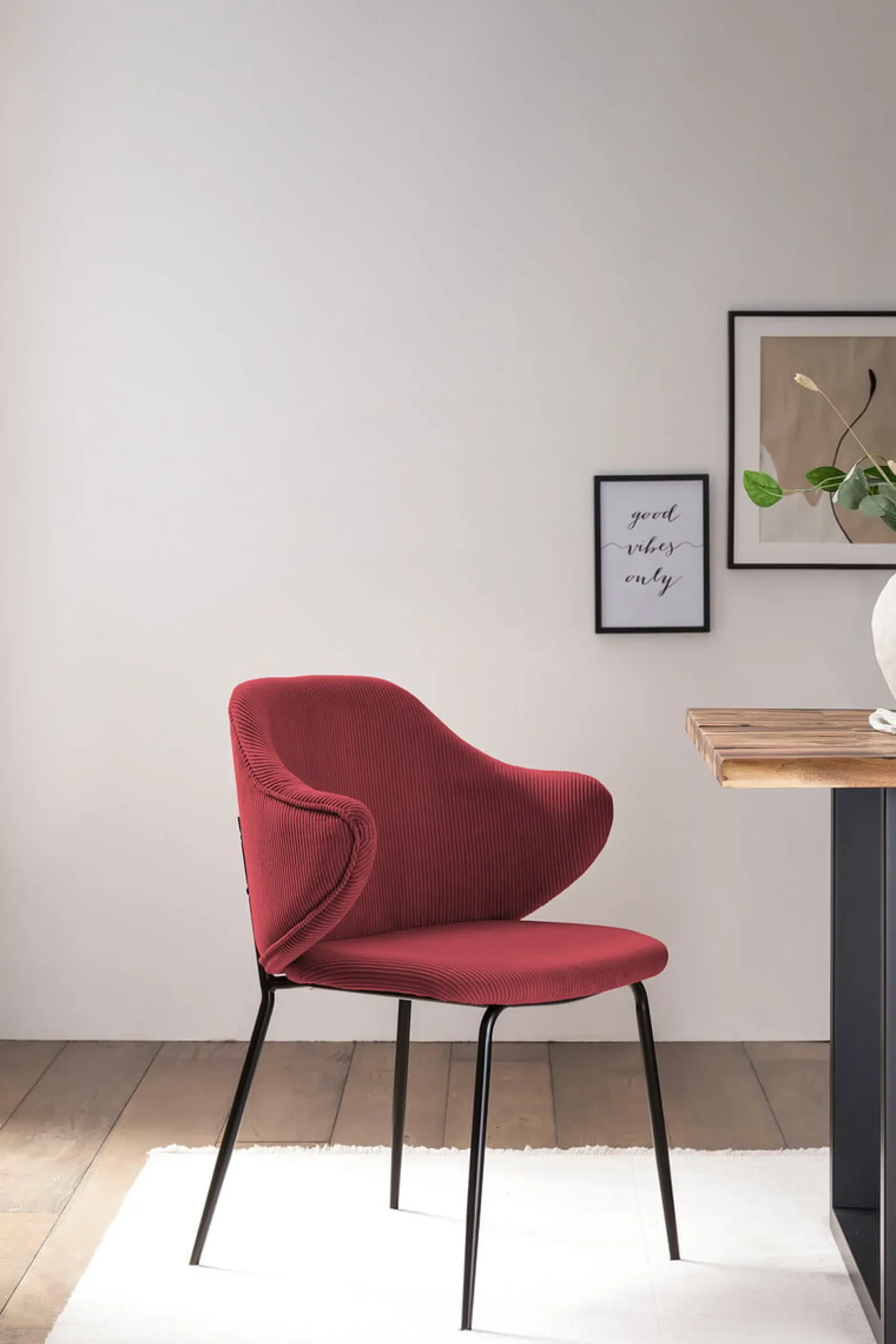 Armstoel Novi Rood – Set van 2^Huisenthuis Outlet