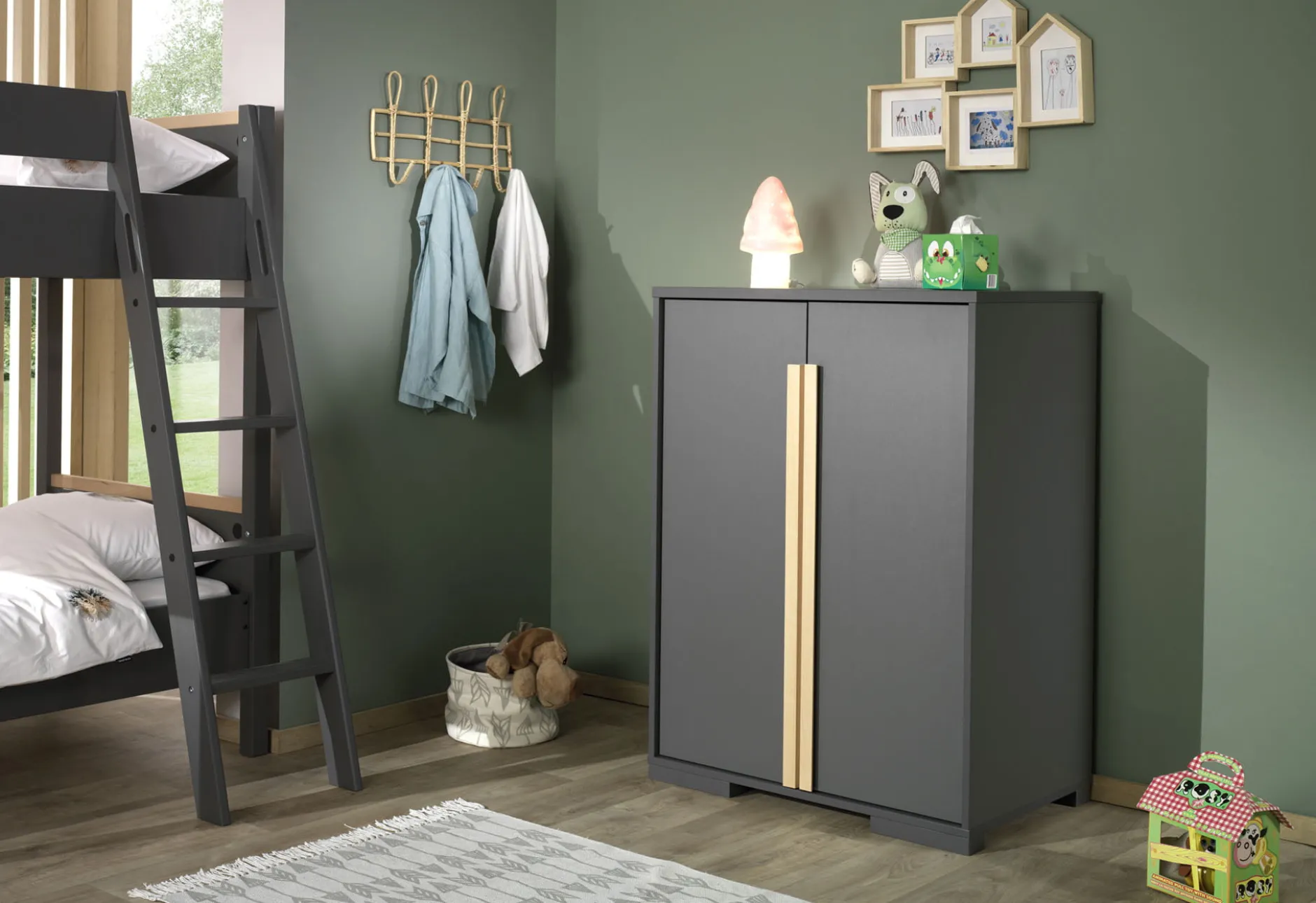 Lage Tweedeurskast Dex Grenen^Huisenthuis Sale